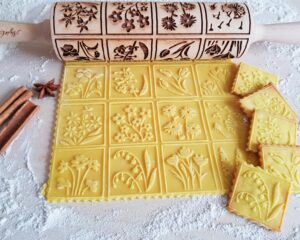 SPRING FLOWERS Rolling Pin With Frames